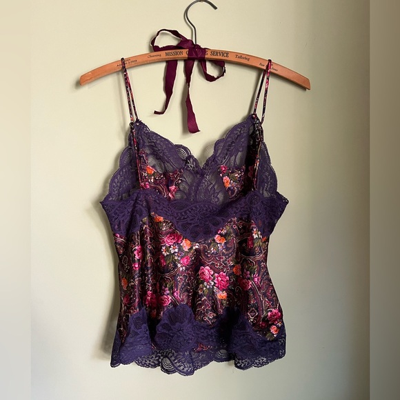 •Sold• Vintage Oscar de la Renta Camisole Top, Lingerie Slip Top, Floral Lace - Picture 8 of 9